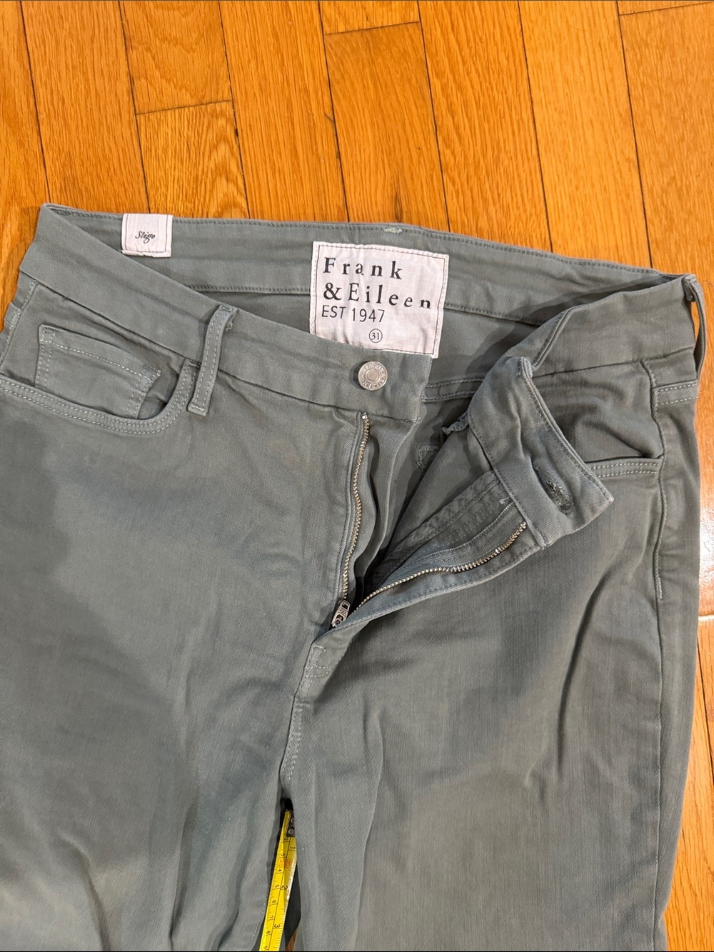 Frank & Eileen Women's Sage Green slim fit Jeans